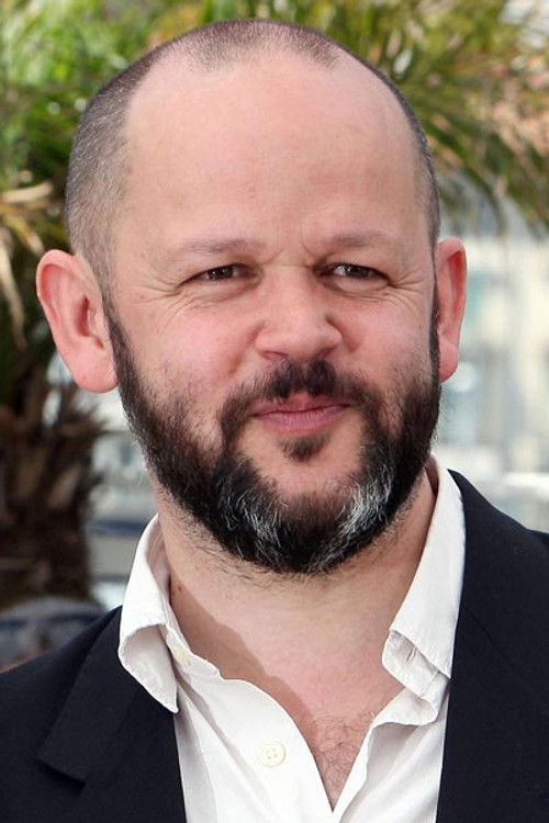 Gilles Marchand as Security guard