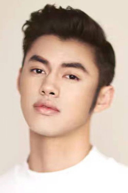 Hugo Li as 陈博文