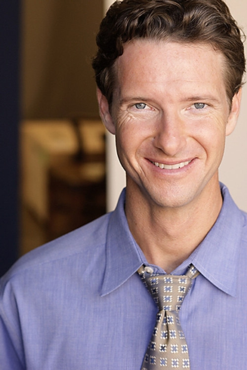 Jason Wilburn as Kevin Evans