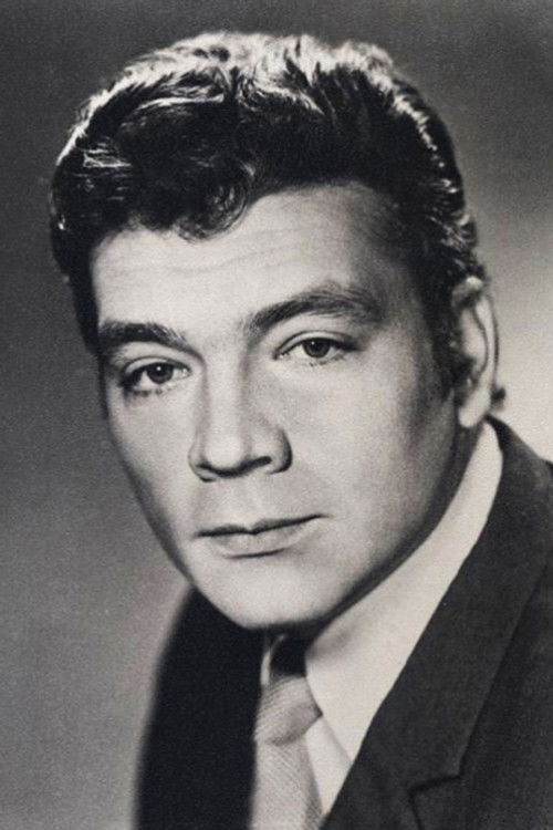 Vladimir Treshchalov as Zamirovskiy