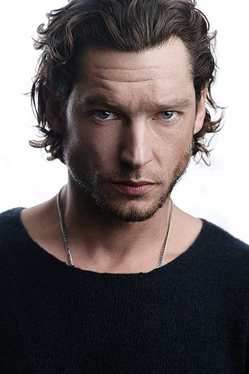 Jackson Davis as Archer