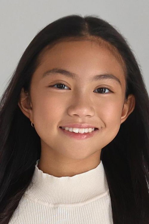 Ana Victoria Dinapo as Kayla