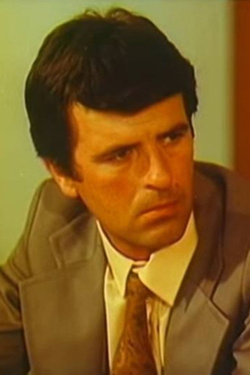 Spiro Petromilo as Spiro