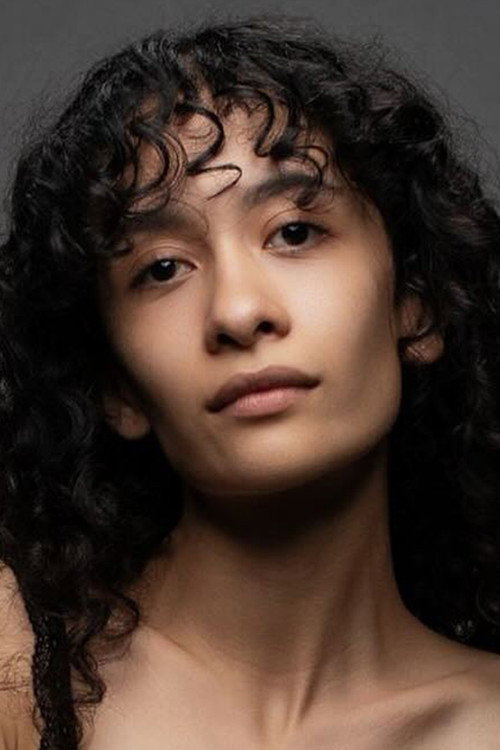 Paola Figueroa as Sofía