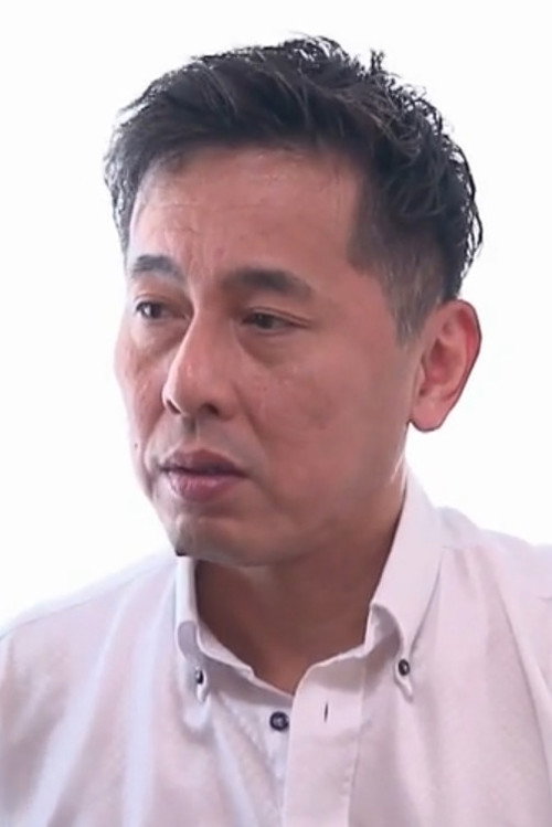 Shinji Hirai as 