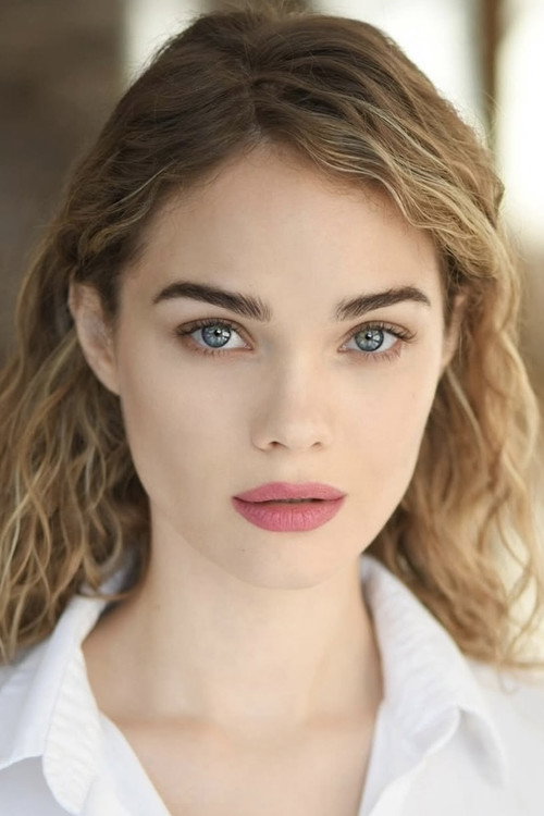 Jennifer Bianchi as Dorothy Pennington