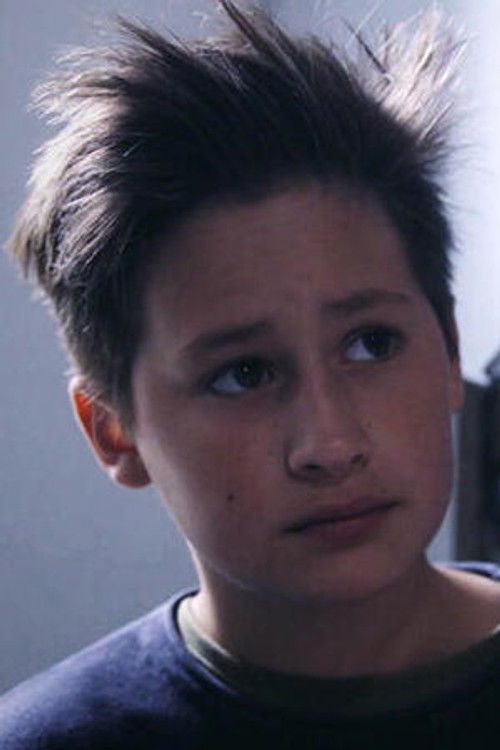 Olaf Stig Labrador Møller as Niklas