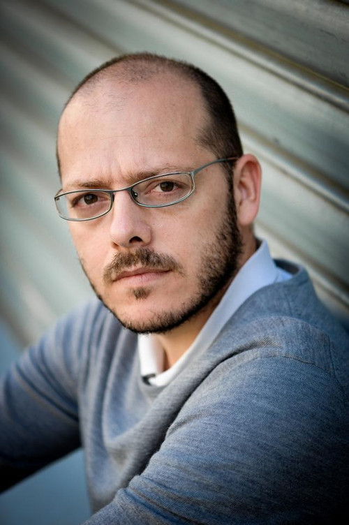 Samuel Doux as voix off