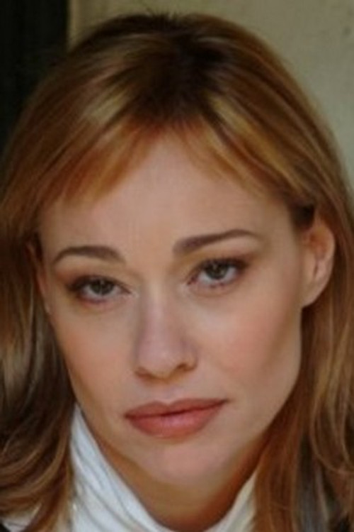 Gaia Zucchi as Renata