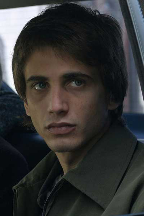 Leandro Stivelman as Eloy