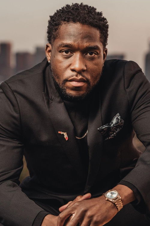 Jamy Pierrevil as Security Guard