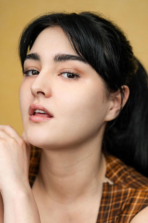 Maddie Mills as Lily