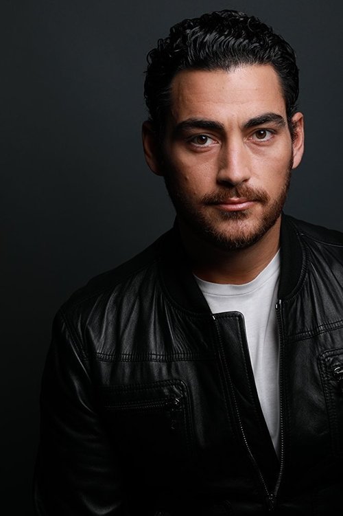 Cem Tuncay as Passenger