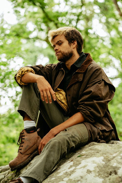 Etienne Morambert as Thorn