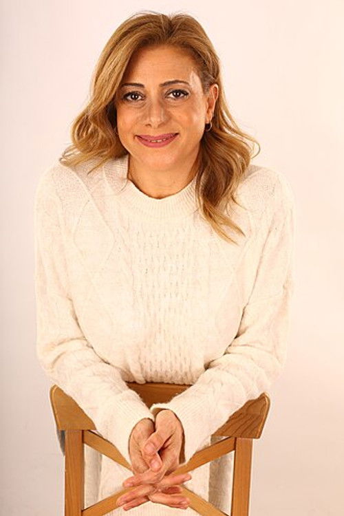 Hila Sorjon-Fisher as Noa (as Hilla Surjon)