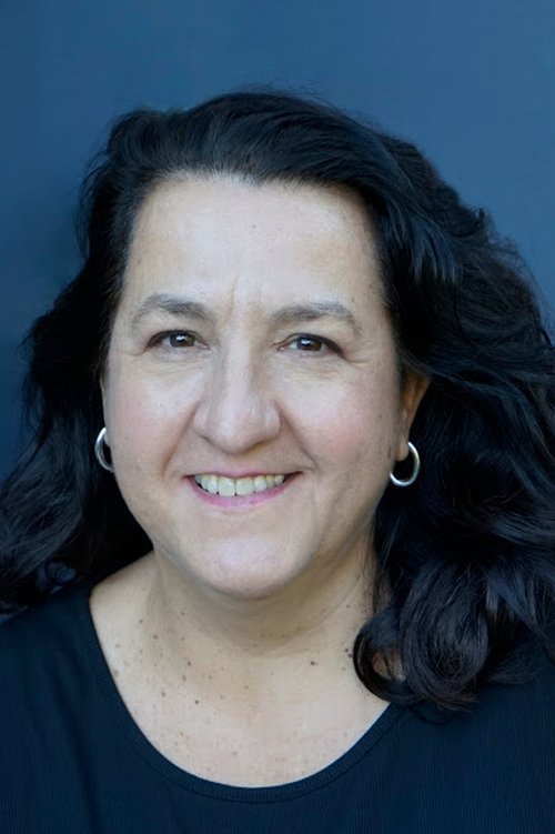 Carmen Flores Sandoval as Reme