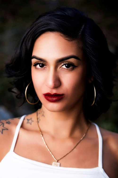 Jax Kellington as Starr