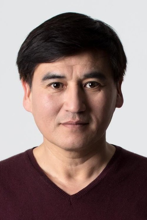 Bolot Tentimyshov as Askhat