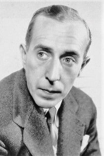 Charles Butterworth as Sultan of Araband