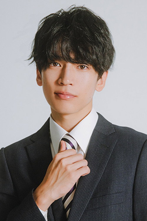 Shimazu Ken as Riku Mochida