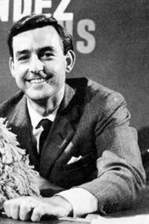 Howard Williams as Bunts