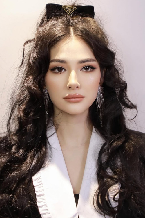 Zarina Nizomiddinova as 