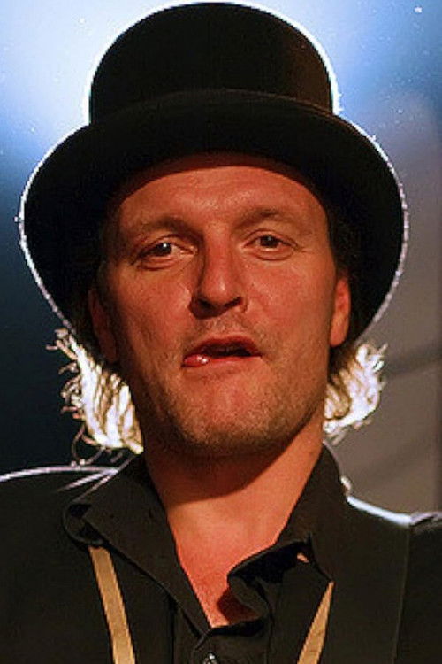 Jacob Binzer as D-A-D