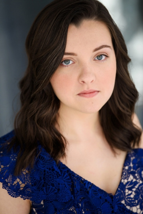 Rebeca Donovan as Young Andrea Perron