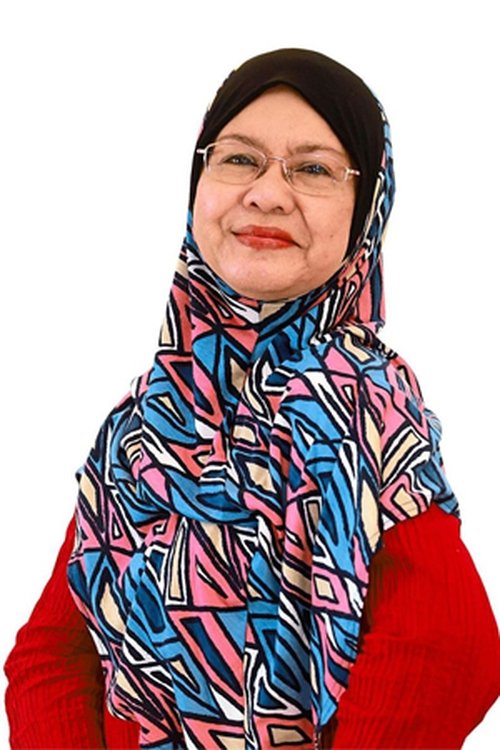 Fatimah Abu Bakar as Headteacher