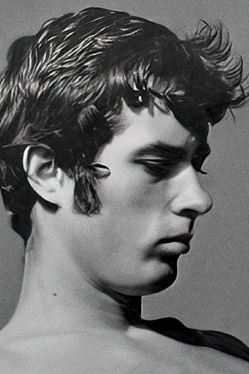 Gary as (segment "Welcome Home") (archive footage)