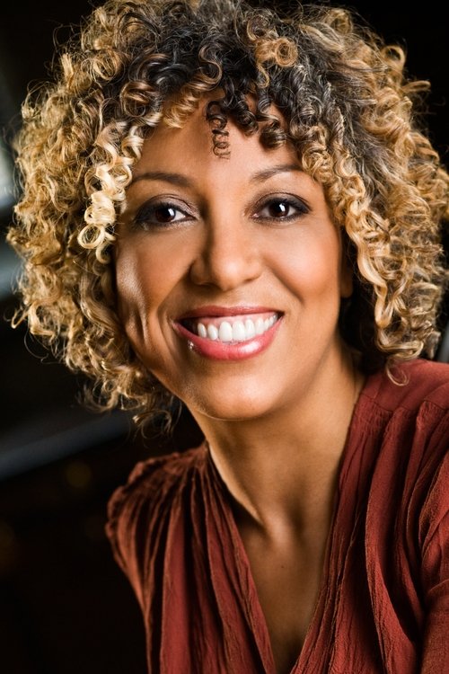 Lesley Ewen as Carmen