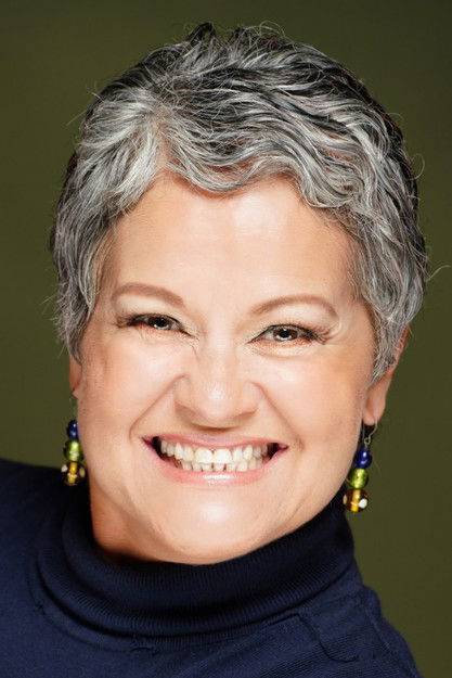 Magali Carrasquillo as Daisy