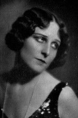 Mimi Aylmer as Luisa Sormani