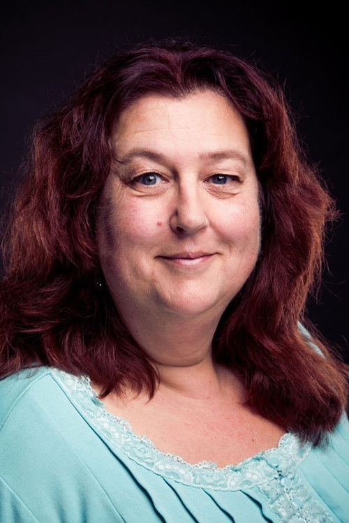 Conny Wilhelmus as Mevrouw Zelissen