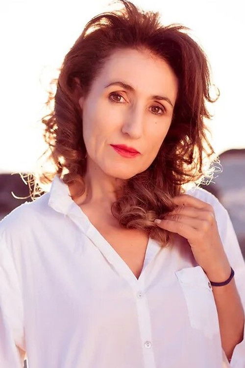 Sonia Rúa as Ánxela