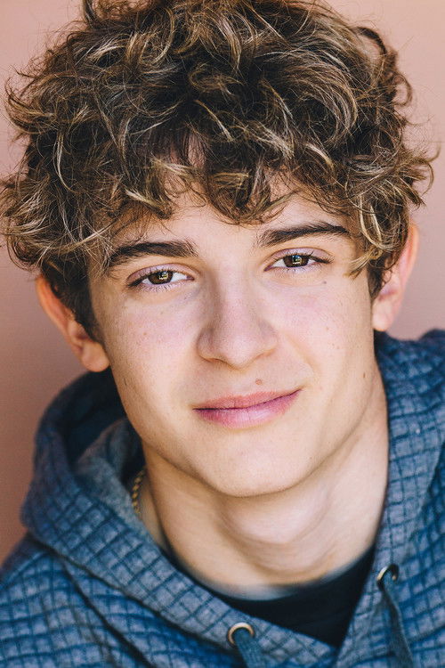 Jett Bednar as Trailer Boy