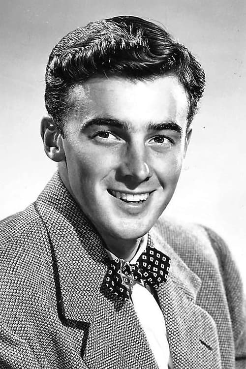 Jerome Courtland as Dexter Franklin