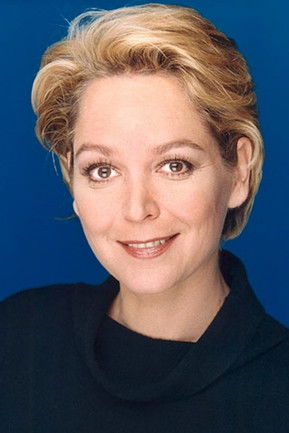 Ramona Leiß as Gerti
