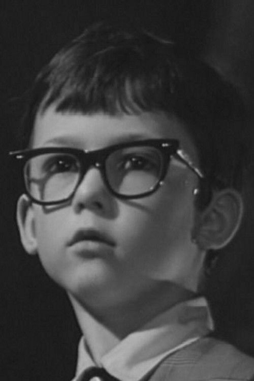 Yuriy Nahratov as Vitya