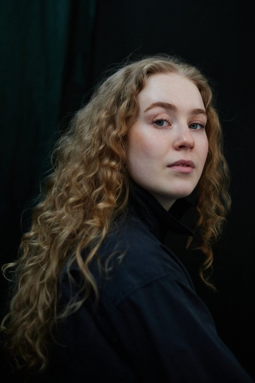 Pernille Sandøy as Johanna