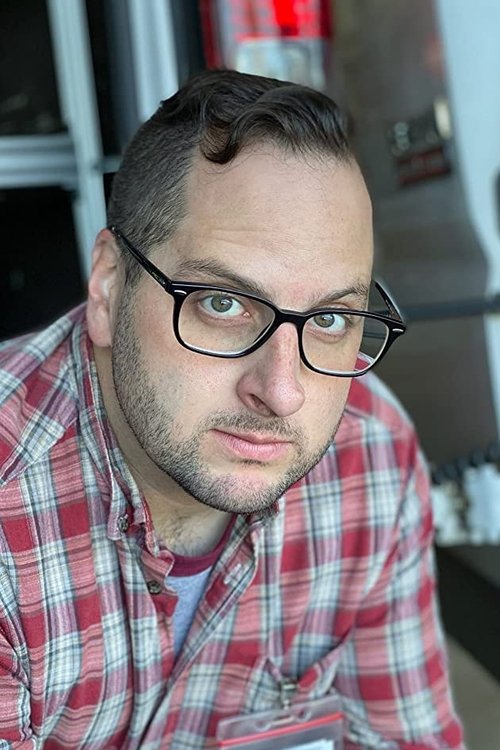 Adrian DiGiovanni as Ian Folivor