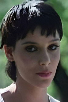 Concha Valero as Josele