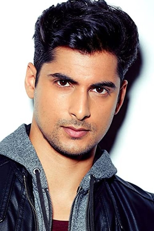 Rushi Kota as Baiju Bhatt