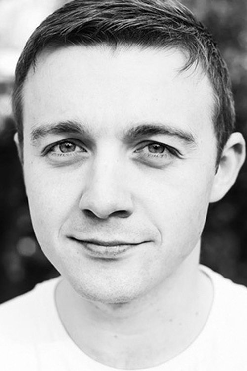 Steve Wickenden as Maureen