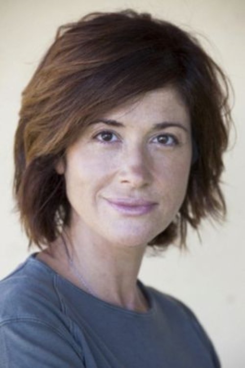 Maria Atlas as neighbor ("Defocusin")