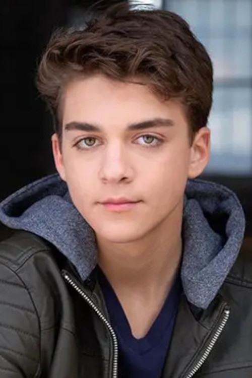 Jaiden Hidalgo as Elijah