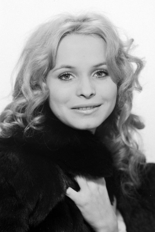 Janina Sokołowska as Nurse