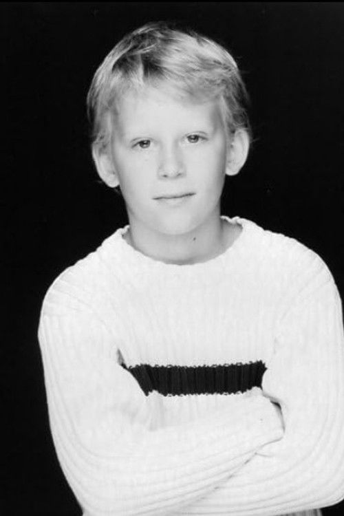 Scotty Cook as Flying Man