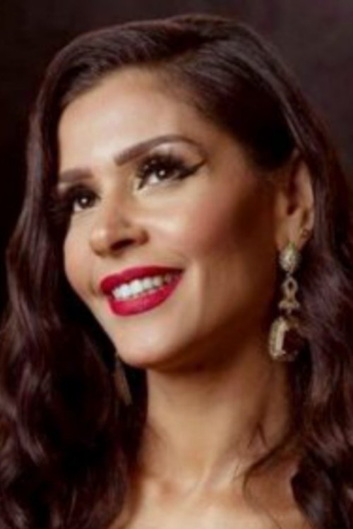 Sandy Ali as سهى - خطيبة شقيق ملك