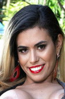 Wanessa Boyer as 